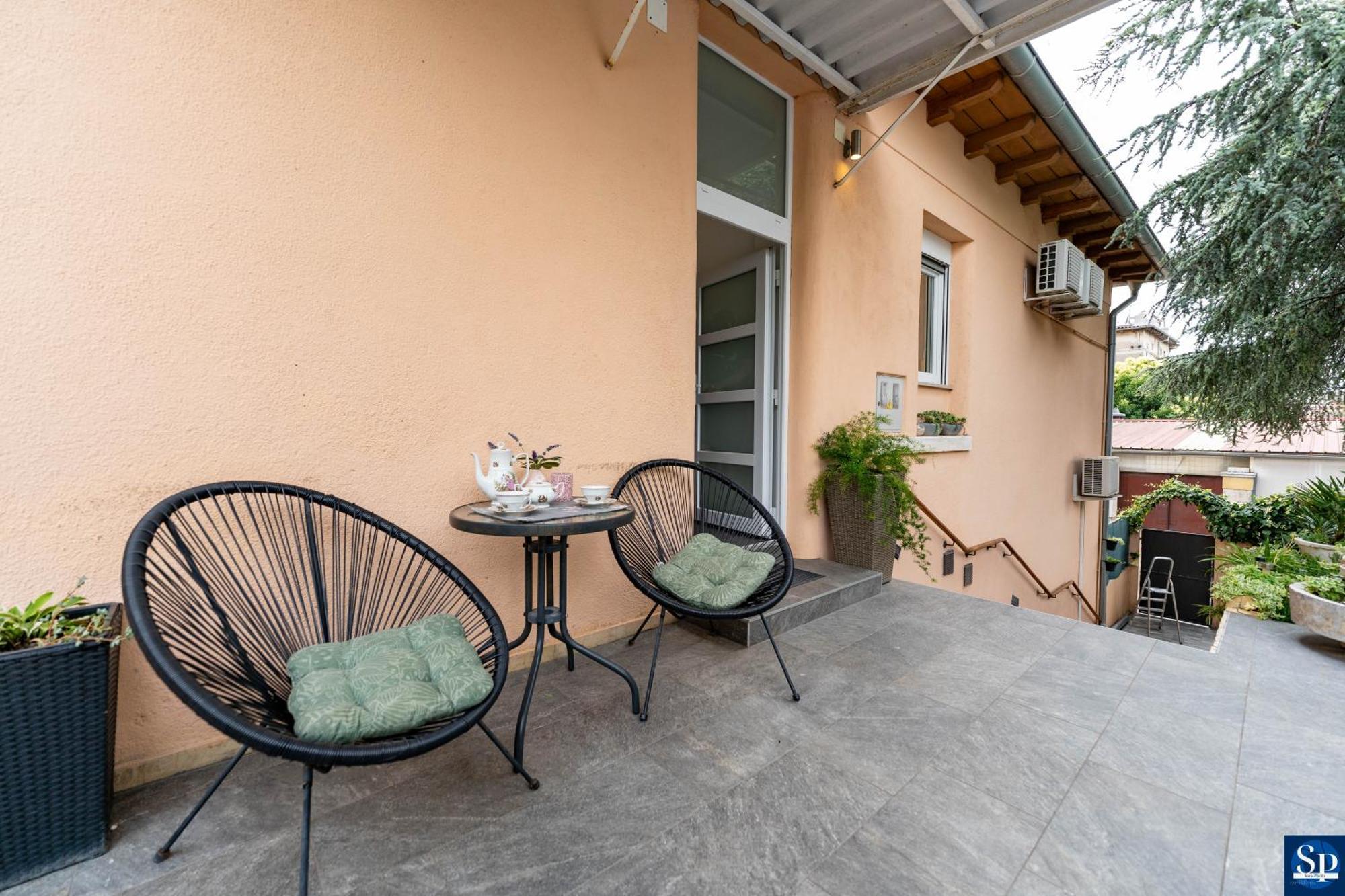 Colosseum Garden Studio Apartments PUY Exterior foto