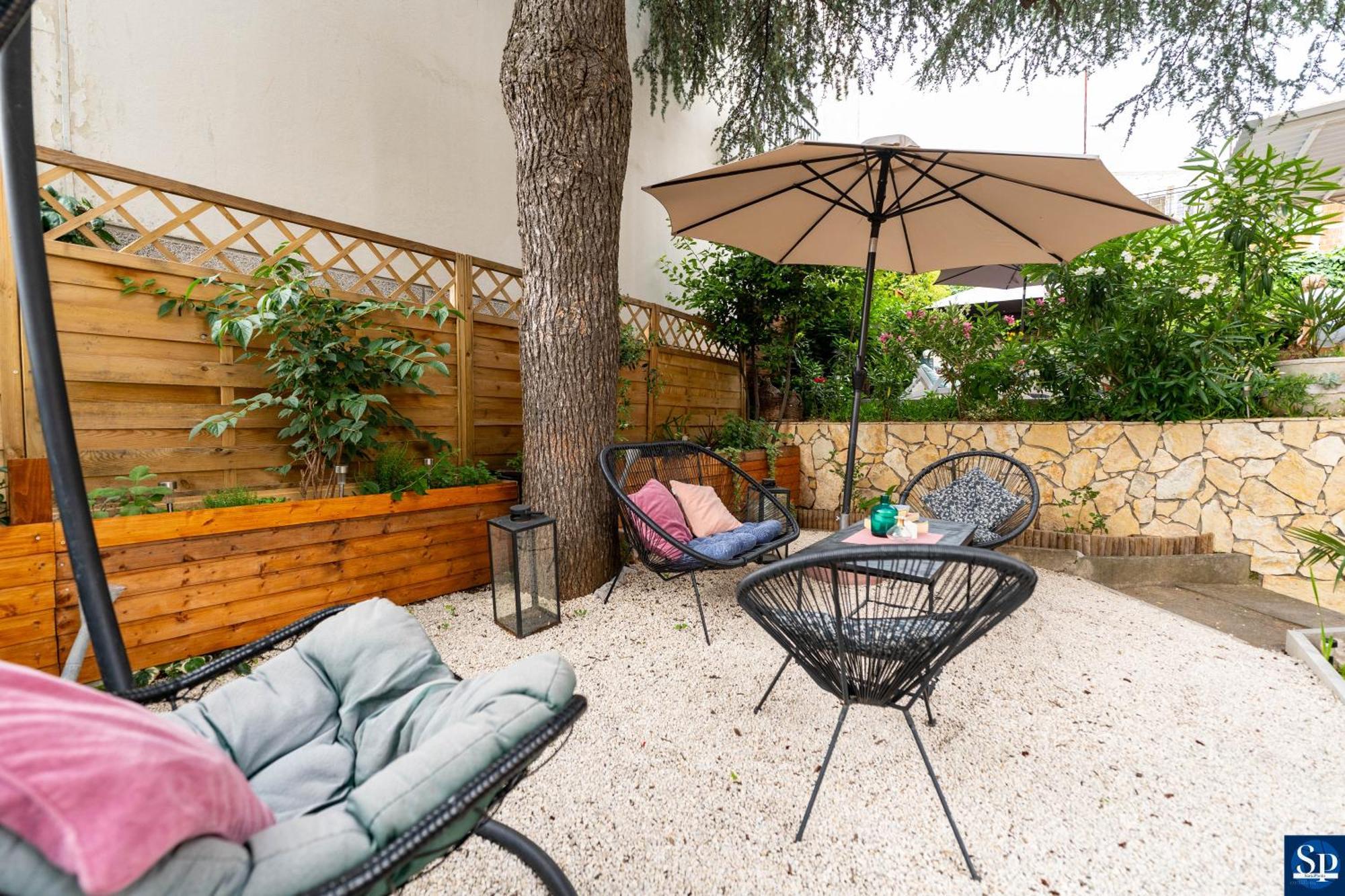 Colosseum Garden Studio Apartments PUY Exterior foto